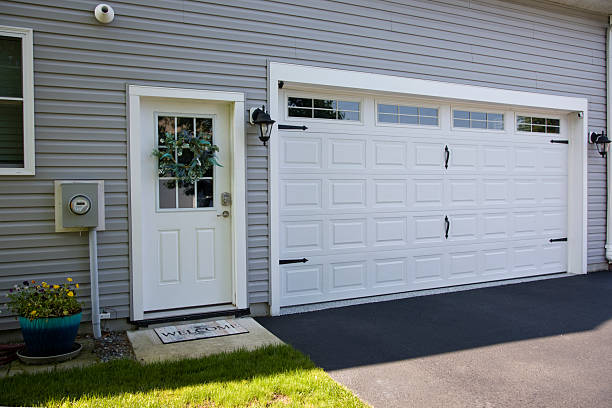 24/7 Emergency Garage Door Panel Replacement experts in Pahala, HI
